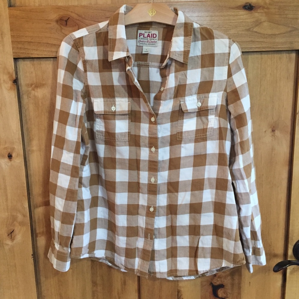 Old Navy tan gingham flannel button down